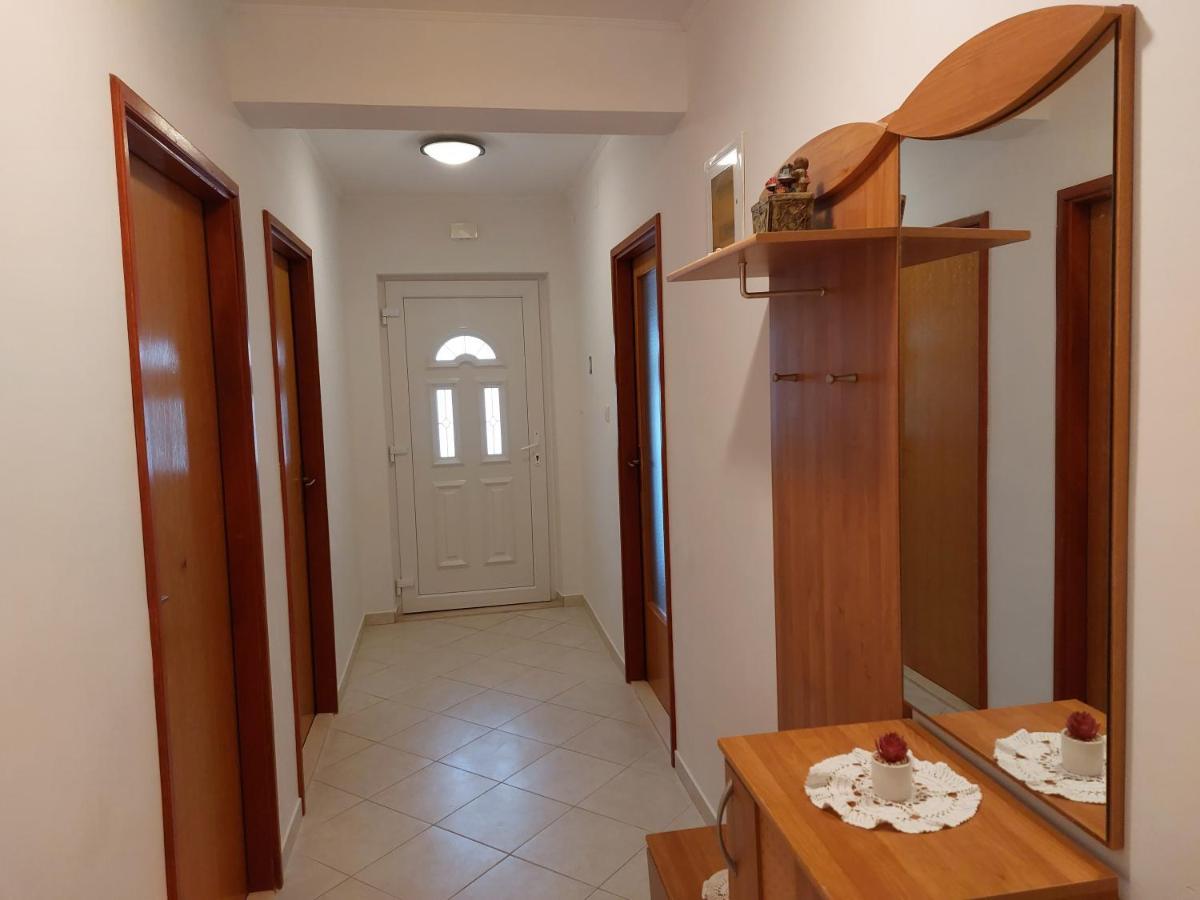 Apartment Ljubicic Podstrana Eksteriør billede